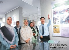 赴埃及孔院 搭民心桥梁